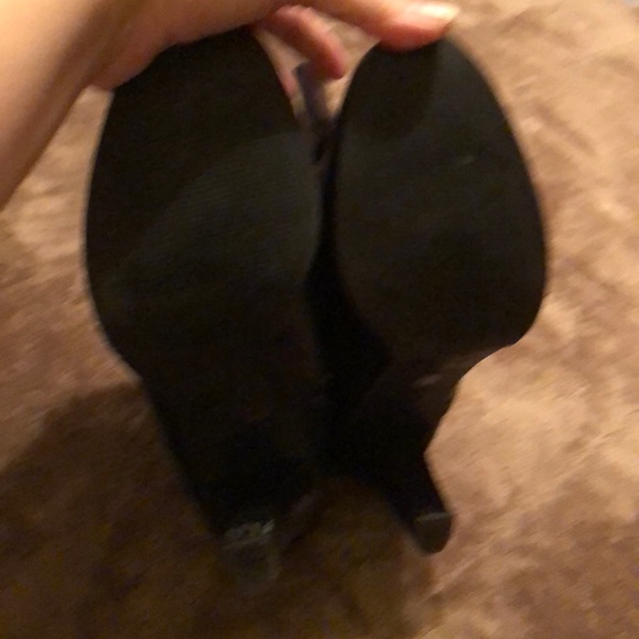 Boots - Picture 4 of 4